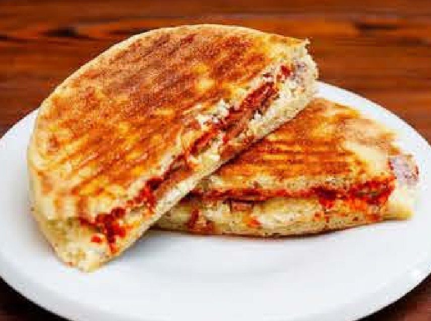 Kaşarlı Bazlama
